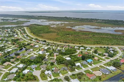 2762 SE Worrell Avenue, Port Saint Lucie, FL 34952 - Photo 19