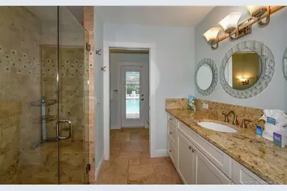 513 Gunwale Lane, Longboat Key, FL 34228 - Photo 25