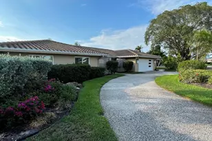 513 Gunwale Ln, Longboat Key, FL 34228 - Photo 45