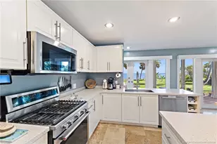 2315 S Indian River Dr, Fort Pierce, FL 34950 - Photo 25