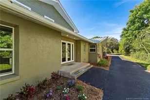 2315 S Indian River Dr, Fort Pierce, FL 34950 - Photo 7