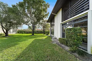 511 SW South River Dr, Stuart, FL 34997 - Photo 37