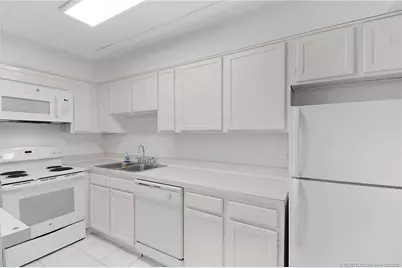 1357 NE Ocean Boulevard #420, Stuart, FL 34996 - Photo 11