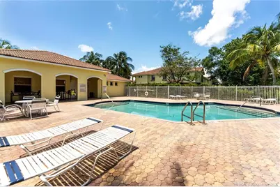 49 SE Sedona Circle #101, Stuart, FL 34994 - Photo 3