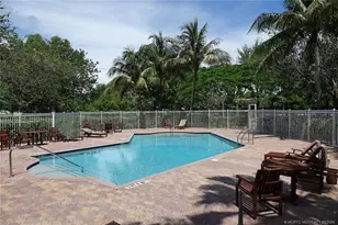 49 SE Sedona Cir, Stuart, FL 34994 - Photo 5