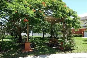 49 SE Sedona Cir, Stuart, FL 34994 - Photo 15