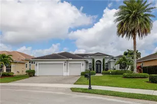 467 SW Lost River Rd, Stuart, FL 34997 - Photo 7