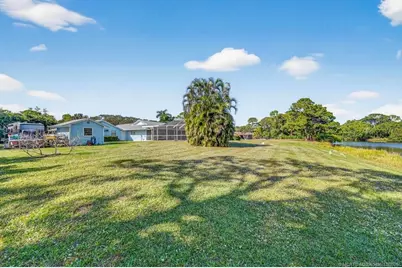 5609 SE Lamay Drive, Stuart, FL 34997 - Photo 15