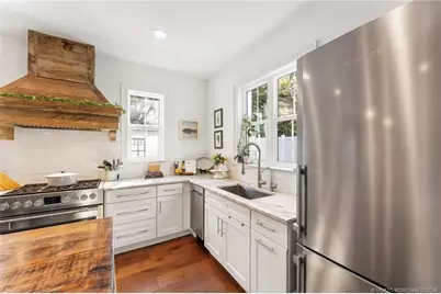 516 SW Camden Avenue, Stuart, FL 34994 - Photo 17