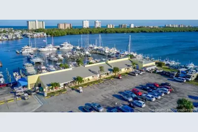 1199 Nettles Boulevard, Jensen Beach, FL 34957 - Photo 17