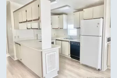 1199 Nettles Boulevard, Jensen Beach, FL 34957 - Photo 5