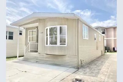 1199 Nettles Boulevard, Jensen Beach, FL 34957 - Photo 3