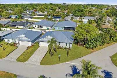 1063 NW 12th Terrace, Stuart, FL 34994 - Photo 11
