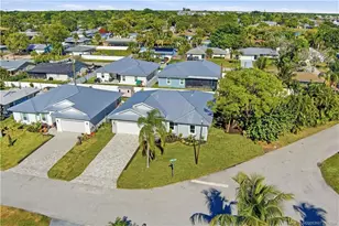 1063 NW 12th Terrace, Stuart, FL 34994 - Photo 11