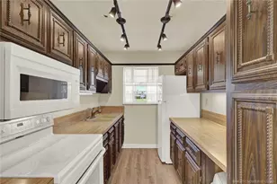 902 Savannas Point Dr, Fort Pierce, FL 34982 - Photo 9