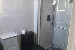 13715 SW 66th St, Miami, FL 33183 - Photo 9