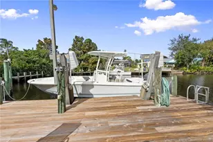 919 SW Catalina St, Palm City, FL 34990 - Photo 3