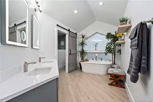 919 SW Catalina St, Palm City, FL 34990 - Photo 19