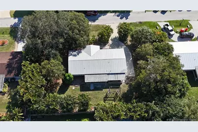 1739 SE Madison Street, Stuart, FL 34997 - Photo 7