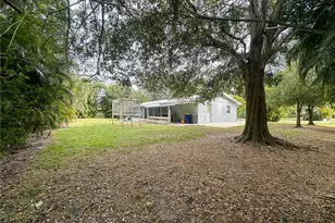 1739 SE Madison St, Stuart, FL 34997 - Photo 37