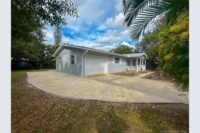 1739 SE Madison Street, Stuart, FL 34997 - Photo 3