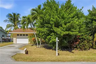 1991 SE Jackson St, Stuart, FL 34997 - Photo 3