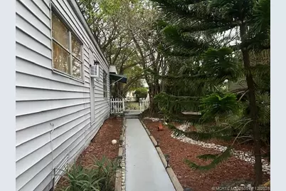 2555 Pga Boulevard #216, Palm Beach Gardens, FL 33410 - Photo 13