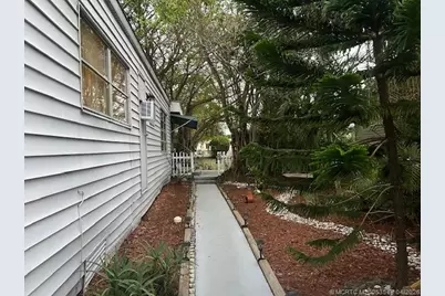 2555 Pga Boulevard #216, Palm Beach Gardens, FL 33410 - Photo 17