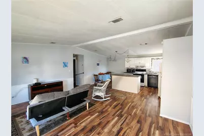 2581 SW Pontiac Place, Stuart, FL 34997 - Photo 9