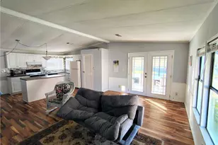 2581 SW Pontiac Pl, Stuart, FL 34997 - Photo 11