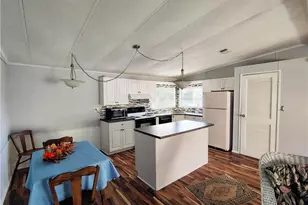 2581 SW Pontiac Pl, Stuart, FL 34997 - Photo 13