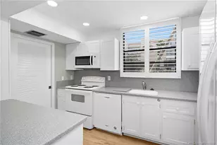 3482 NE Causeway Blvd, Jensen Beach, FL 34957 - Photo 9