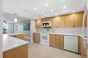 10410 S Ocean Dr, Jensen Beach, FL 34957 - Photo 17