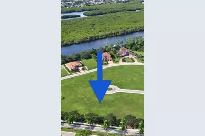 133 SE Via Lago Cervaro, Port Saint Lucie, FL 34952 - Photo 1