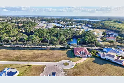 133 SE Via Lago Cervaro, Port Saint Lucie, FL 34952 - Photo 7