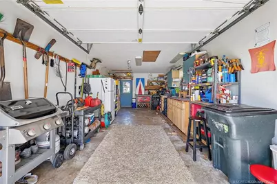 2481 SE Calusa Avenue, Port Saint Lucie, FL 34952 - Photo 23