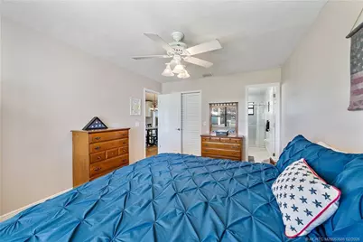 2481 SE Calusa Avenue, Port Saint Lucie, FL 34952 - Photo 15