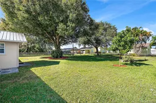 2481 SE Calusa Ave, Port Saint Lucie, FL 34952 - Photo 19