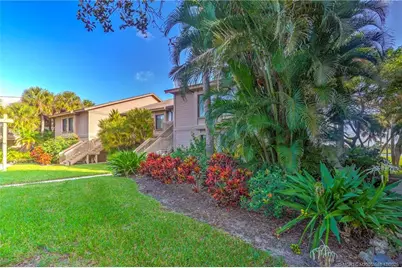 233 NE Edgewater Drive #204, Stuart, FL 34996 - Photo 3