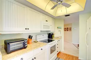 233 NE Edgewater Dr, Stuart, FL 34996 - Photo 17