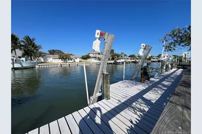 2486 Harbour Cove Drive, Hutchinson Island, FL 34949 - Photo 19