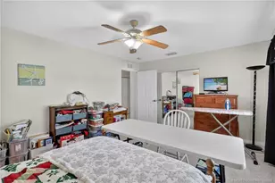 2084 SE Wild Meadow Cir, Port Saint Lucie, FL 34952 - Photo 17