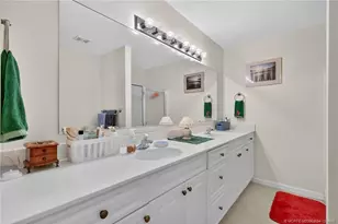 2084 SE Wild Meadow Cir, Port Saint Lucie, FL 34952 - Photo 15