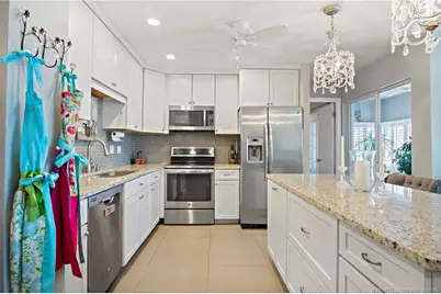 1800 SE Saint Lucie Boulevard #10-305, Stuart, FL 34996 - Photo 13