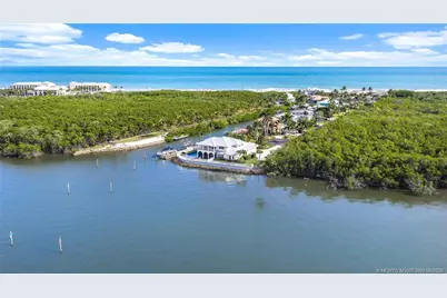 4105 NE Rigels Cove Way, Jensen Beach, FL 34957 - Photo 13