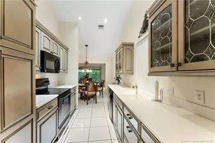 13216 SE Point O Woods Ct, Hobe Sound, FL 33455 - Photo 9