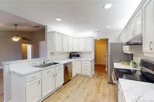 2881 SE Nance St, Port Saint Lucie, FL 34984 - Photo 9