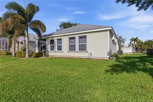 543 NE Canoe Park Cir, Port Saint Lucie, FL 34983 - Photo 17