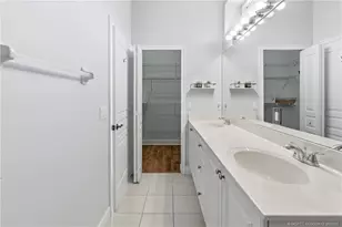 543 NE Canoe Park Cir, Port Saint Lucie, FL 34983 - Photo 9