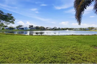 543 NE Canoe Park Circle, Port Saint Lucie, FL 34983 - Photo 19